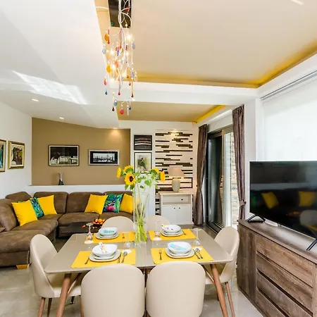 Dolores Διαμέρισμα *