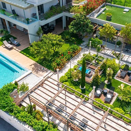 Dolores * Ντουμπρόβνικ