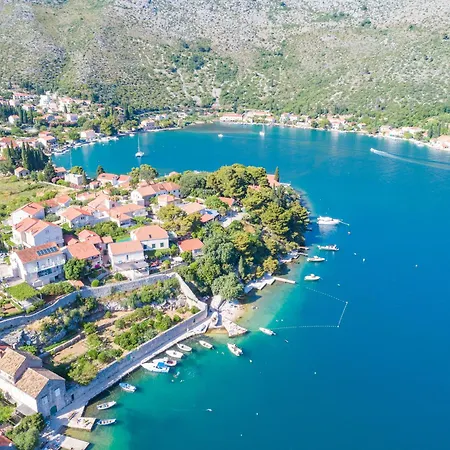 Dolores Дубровник