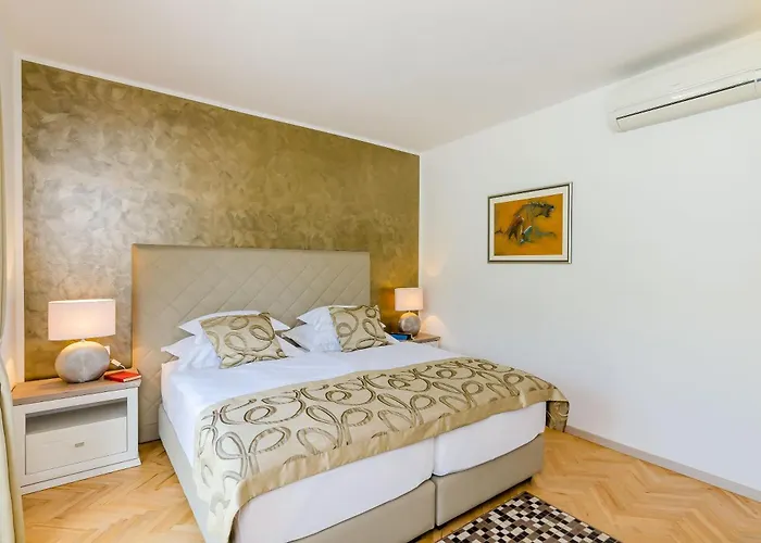 Dolores Апартаменты *