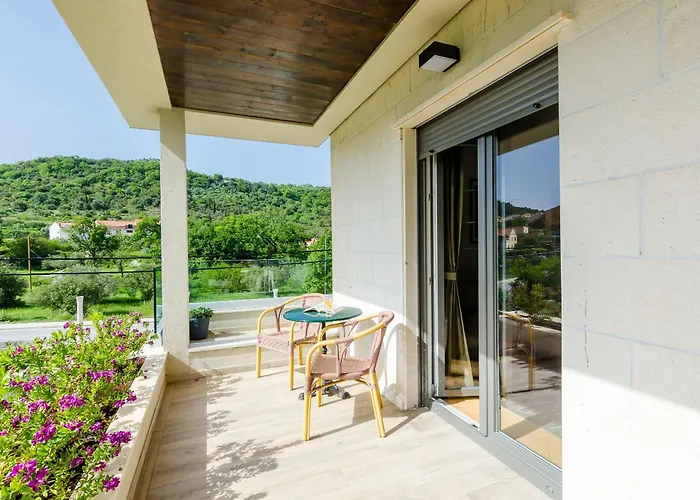 Dolores Апартаменты