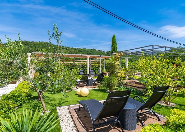 Dolores Апартаменты