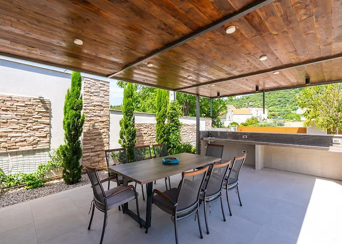 Dolores Дубровник