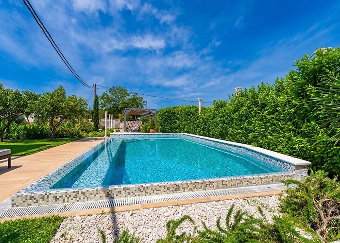 Dolores Апартаменты *